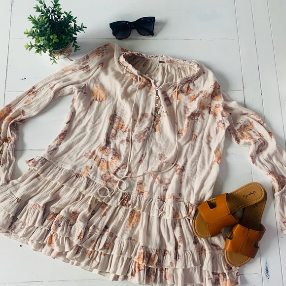 Free People Tops - FREE PEOPLE BOHO RUFFLE ADORABLE DRESS